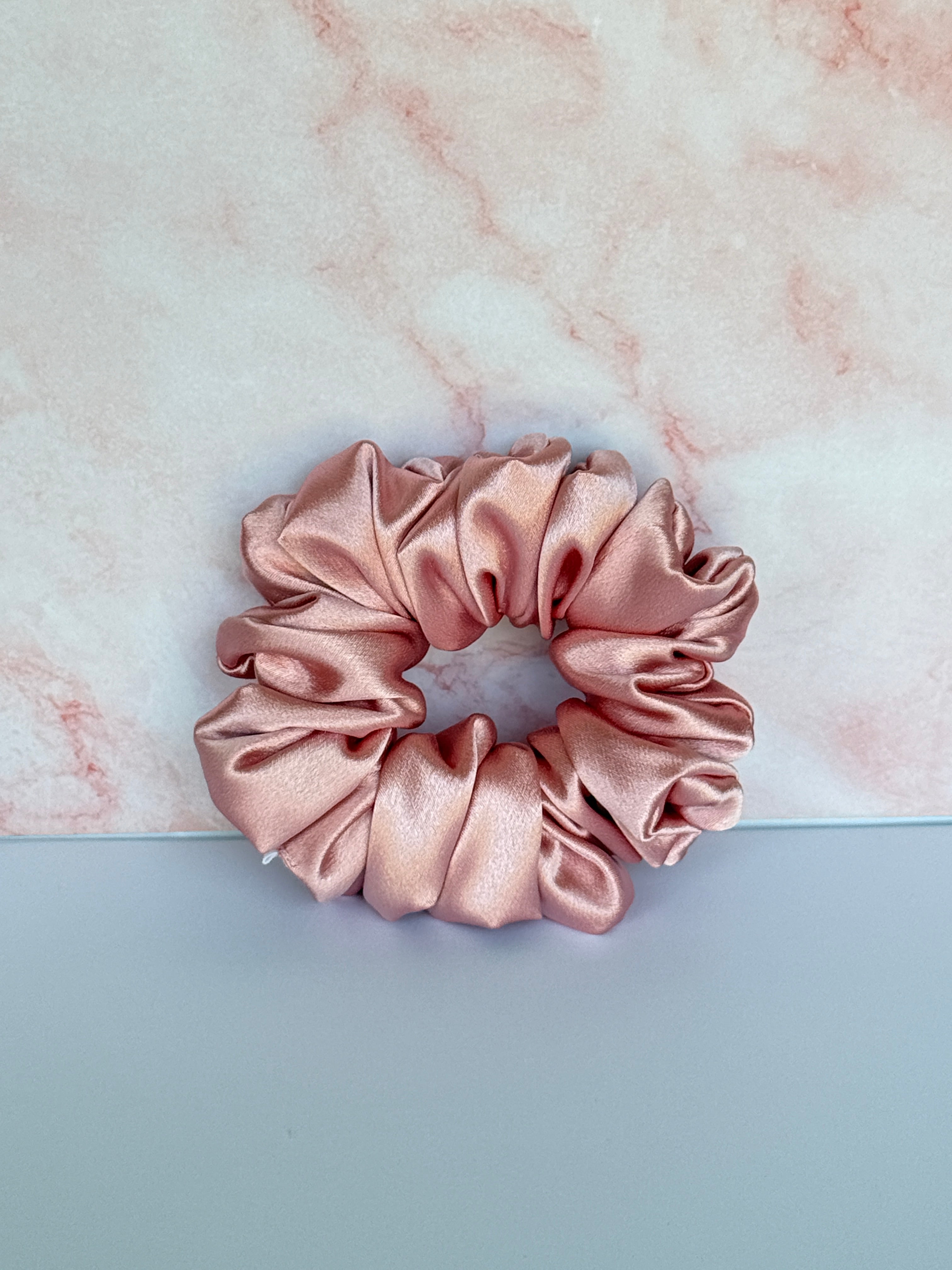 Rose’ Scrunchie