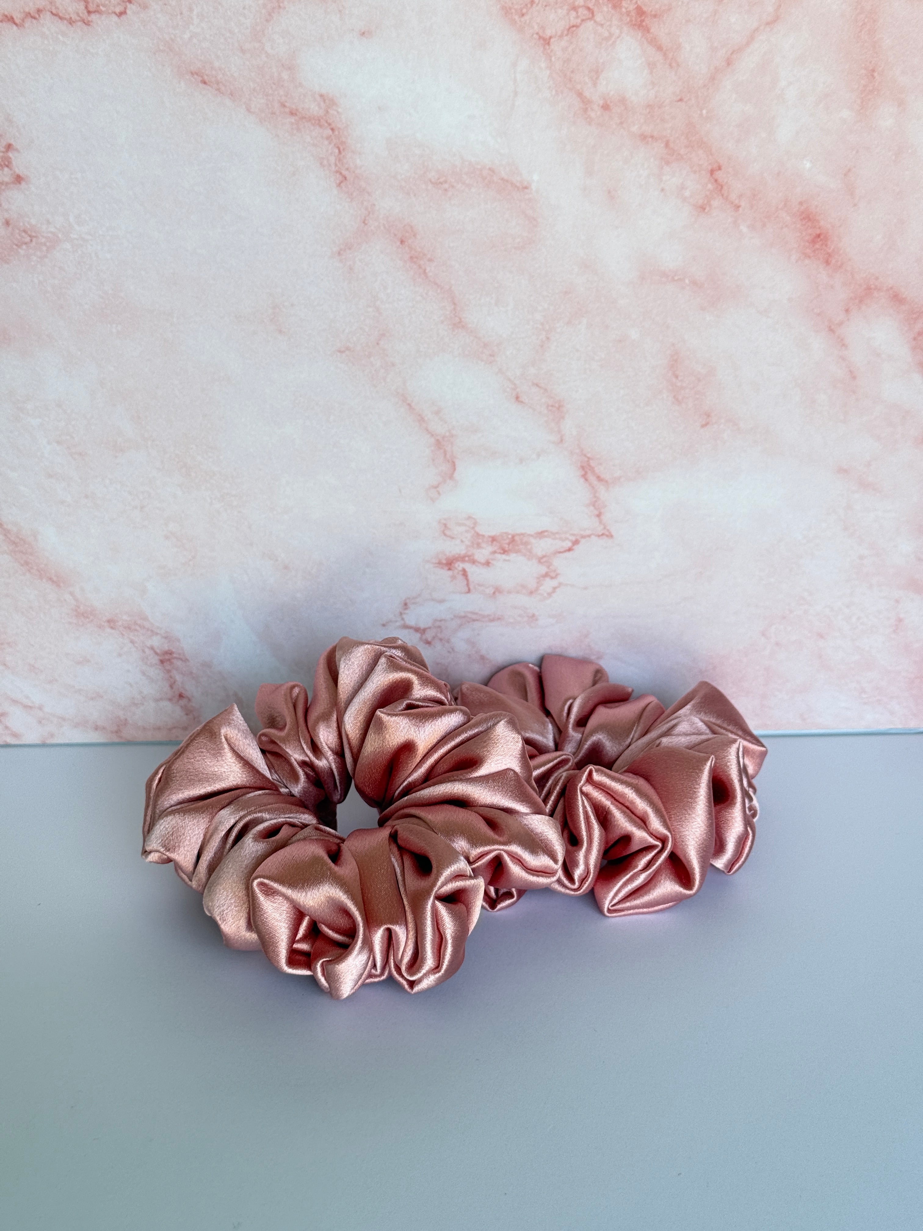 Rose’ Scrunchie